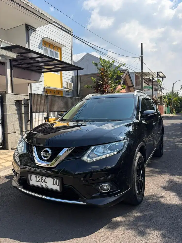 NISSAN X-TRAIL 2.0 AT 2014