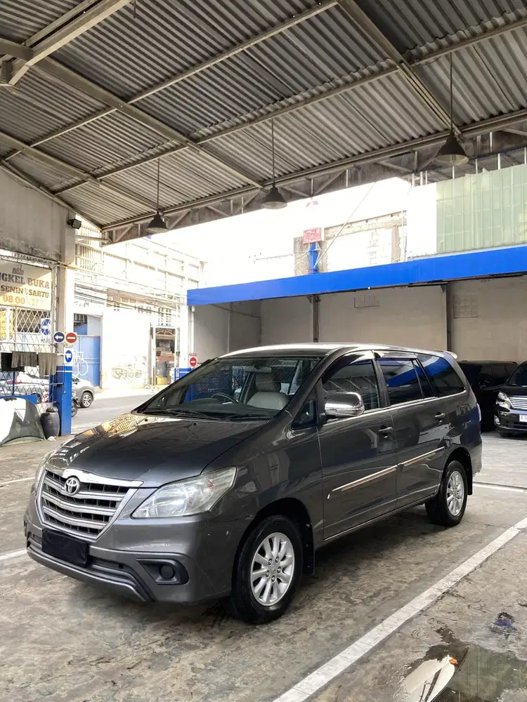 Toyota Kijang Innova 2015 Bensin