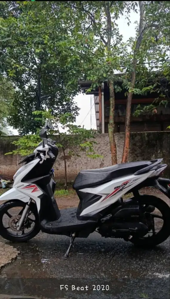 Beat 2020 Putih – Siap Pakai, Mesin Original, Kondisi Terawat