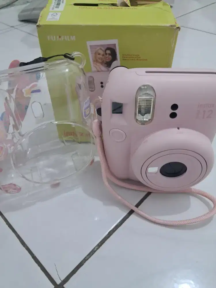kamera fujifilm instax mini 12