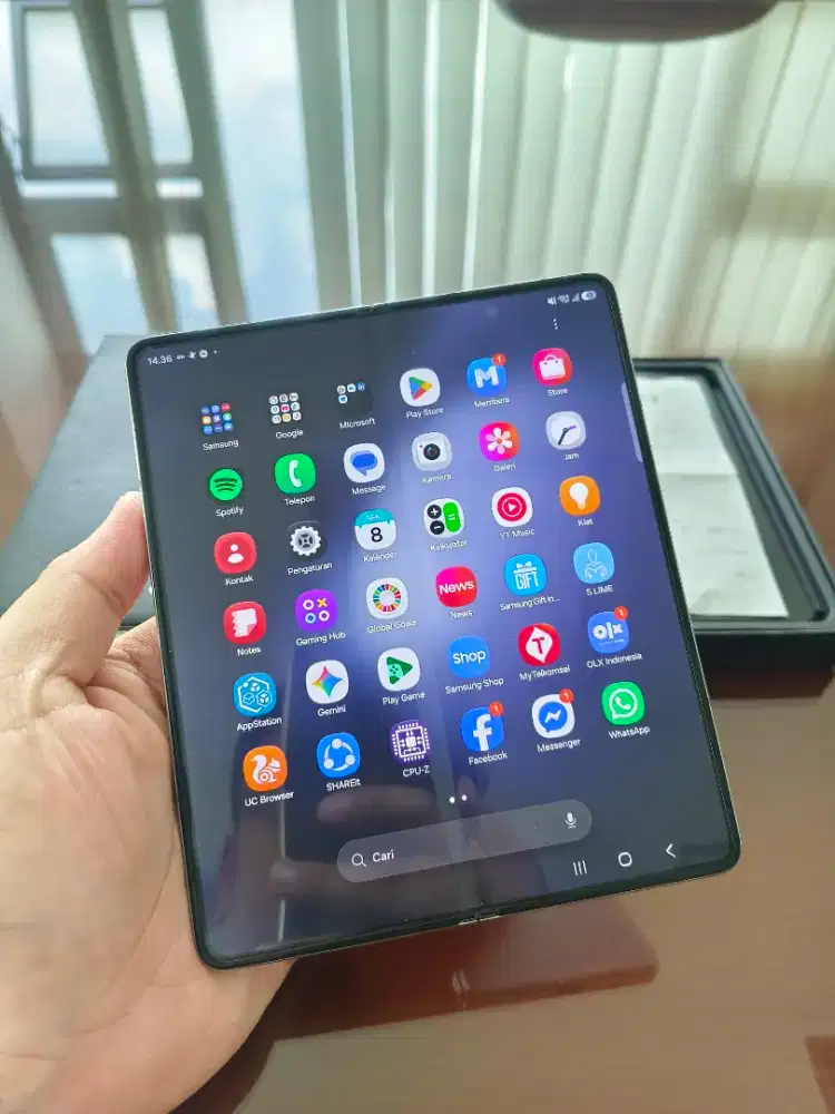 Samsung Galaxy Z Fold 5 5G en SEIN RAM 12GB / Internal 512GB Icy Blue