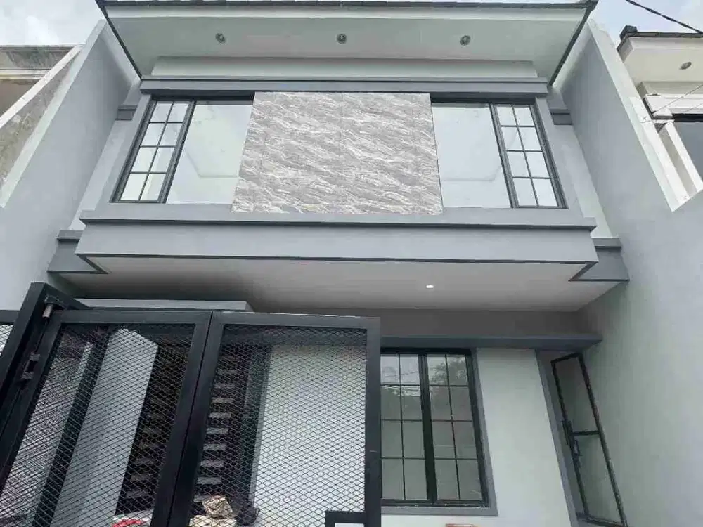 DIJUAL RUMAH KLAMPIS SEMOLO BARAT