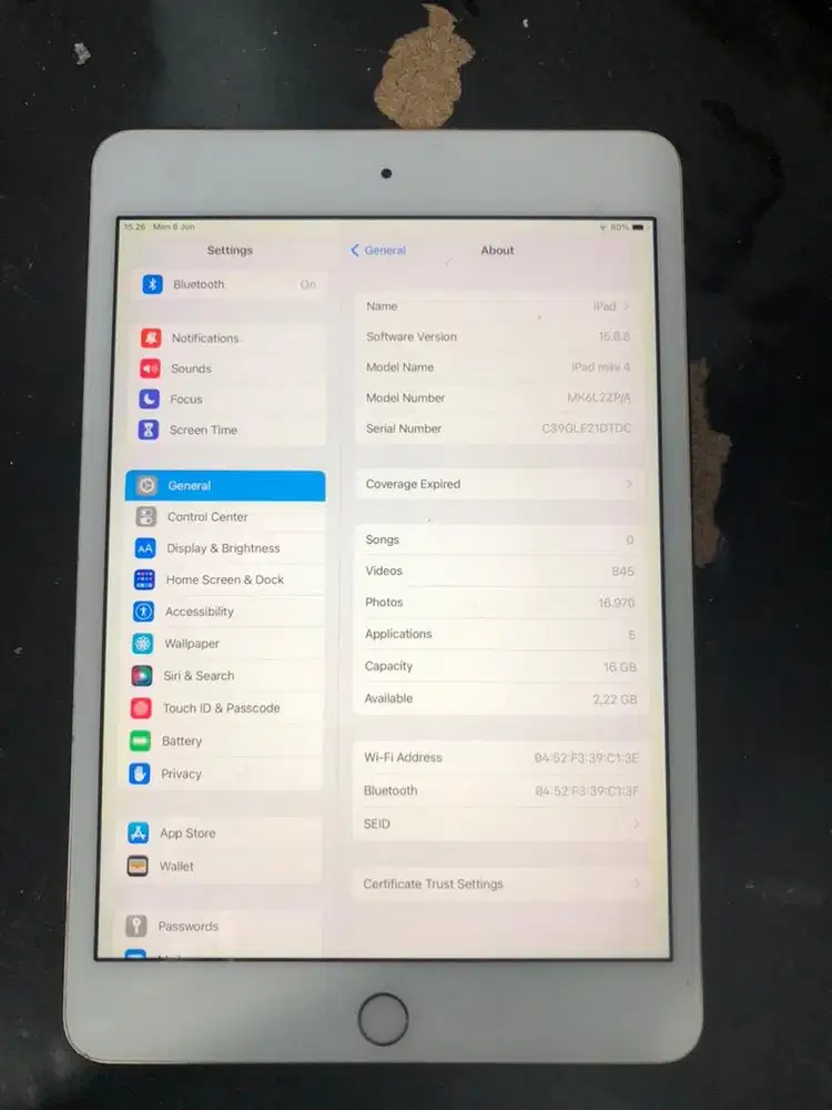 ipad mini 4 storage 16GB