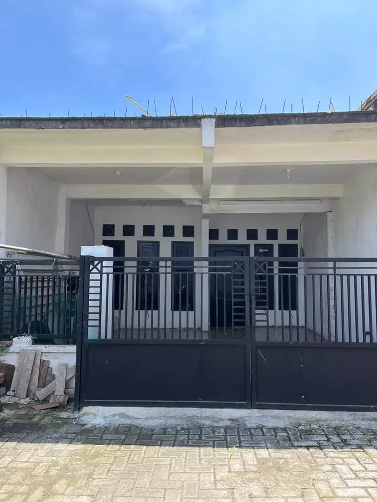 DIJUAL RUMAH PEPELEGI