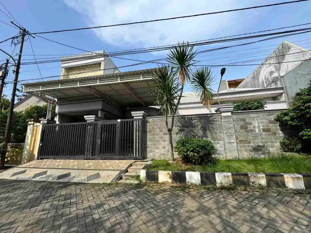 Dijual Rumah 2 lantai daerah Satelit dekat Rumah Sakit Mitra Keluarga Satelit, Sby Barat