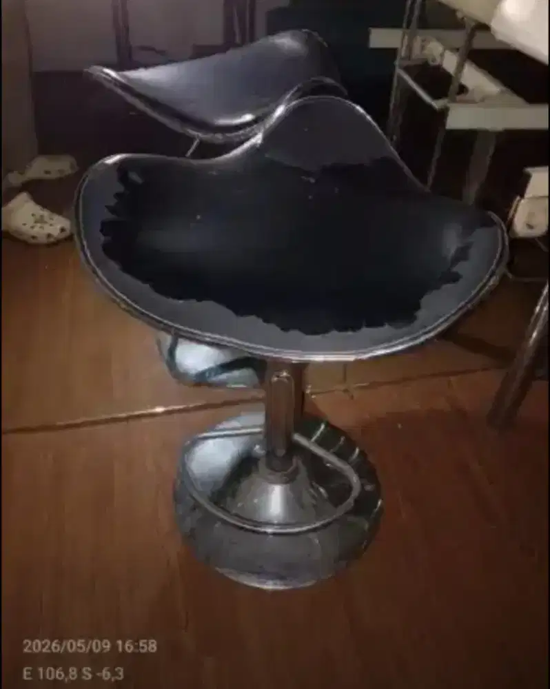 Kursi barstool hidrolik