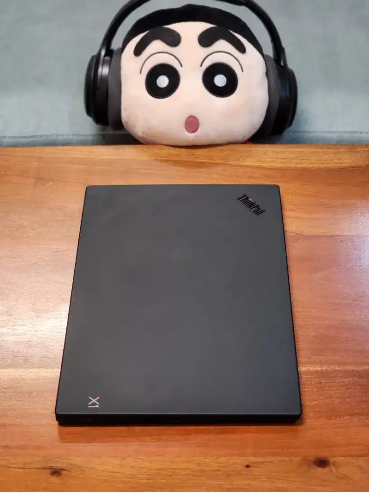 Prestige! Laptop Tertipis Lenovo X1 Carbon Core i7 8th RAM 16GB Satset