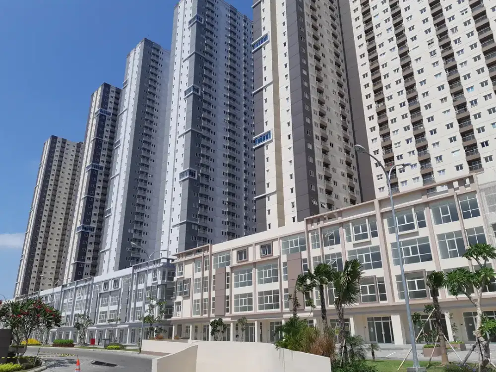 Dijual puncak Dharmahusada 2 br kosongan .. dekat unair dan GM