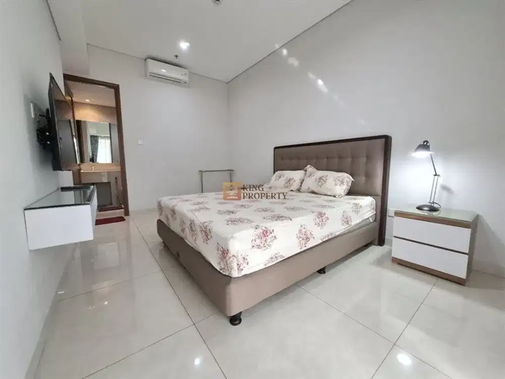 Terhubung Langsung Mall Hublife! Disewakan Townhouse Taman Anggrek Residences 3BR+1 Luas 142m2 Furnished Lengkap Nyaman Siap Huni Di Tanjung Duren
