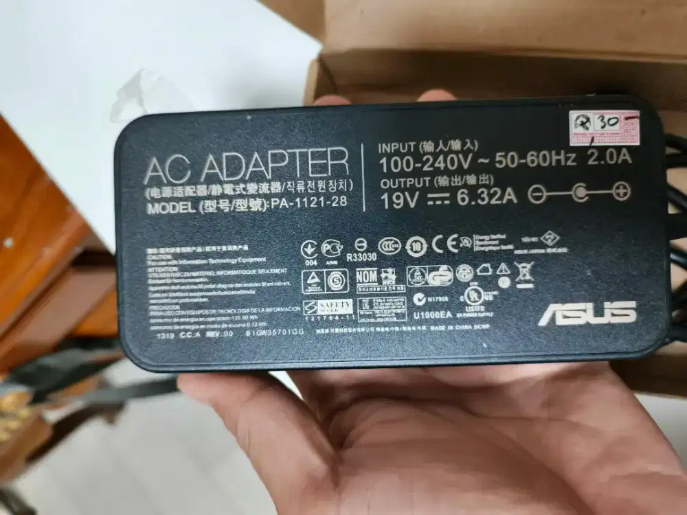 Adaptor Asus PA-1121-28