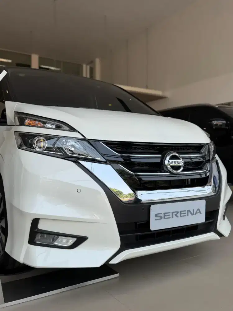 Nissan Serena 2.0 HWS 2023