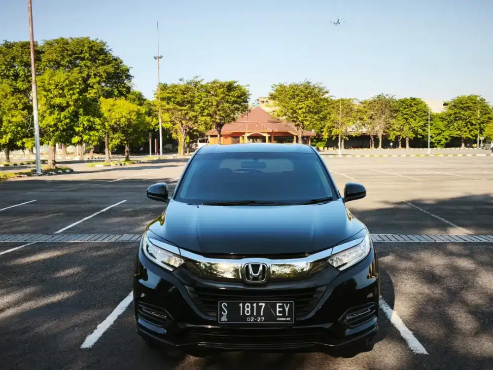 HONDA HRV TIPE SE 2022 MATIC ISTIMEWA TERAWAT SIAP PAKAI NO PR