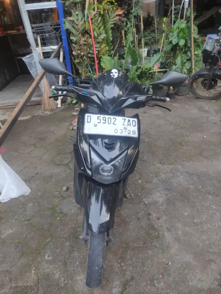 Jual motor beat FI stater kasar thn 2013