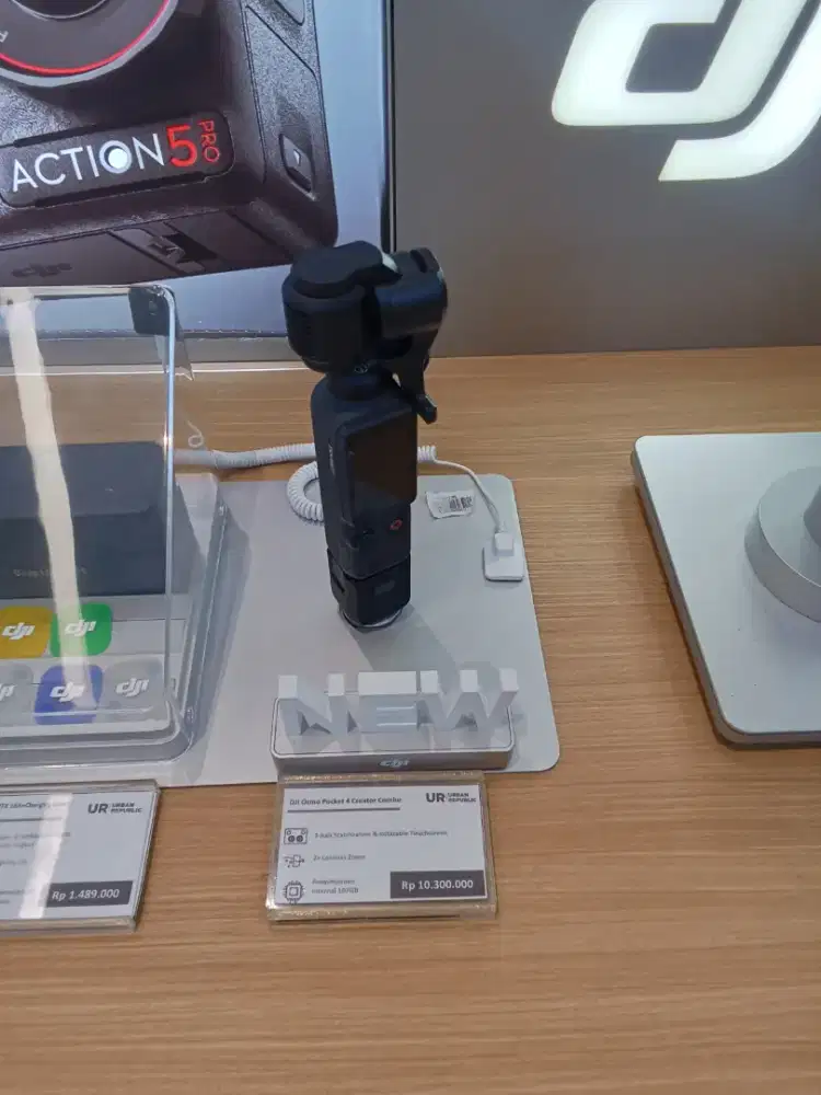 DJI OSMO POCKET 4