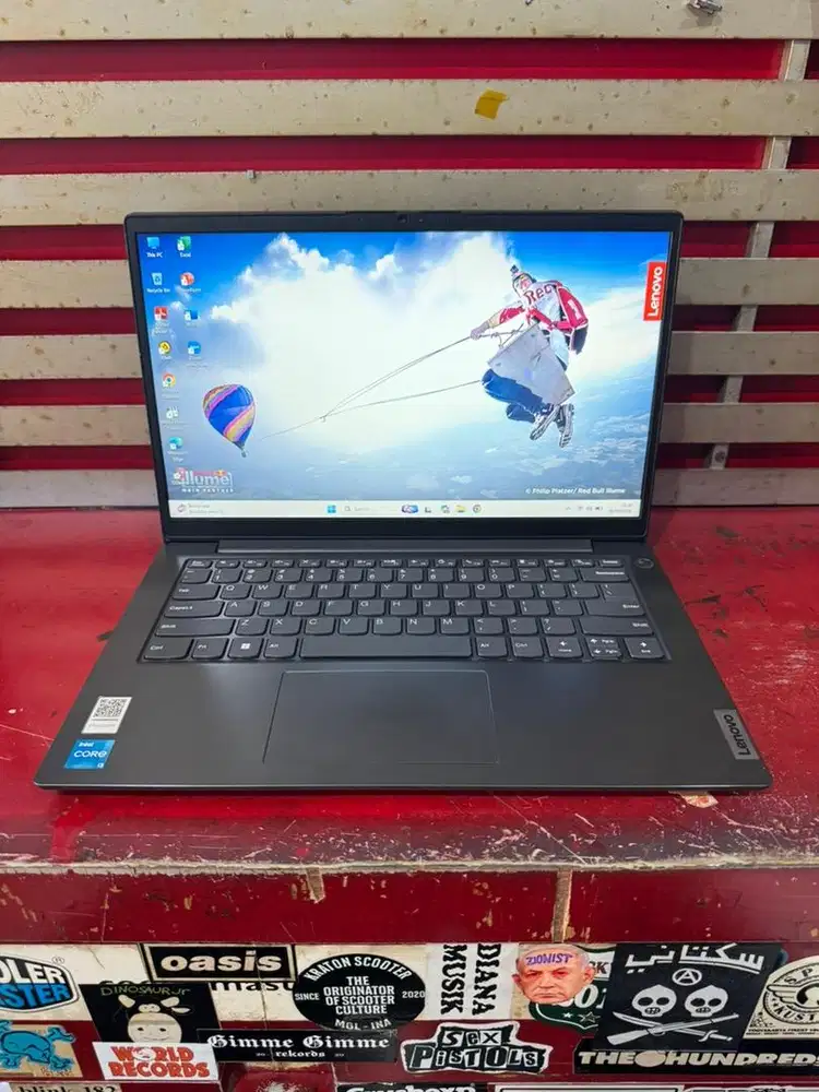 LENOVO V14 G3 IAP | CORE i3-1215U | SSD 256GB | LAPTOP SECOND MURAH