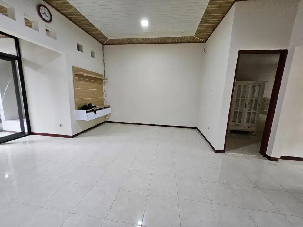 Dijual cepat rumah di cluster perumahan