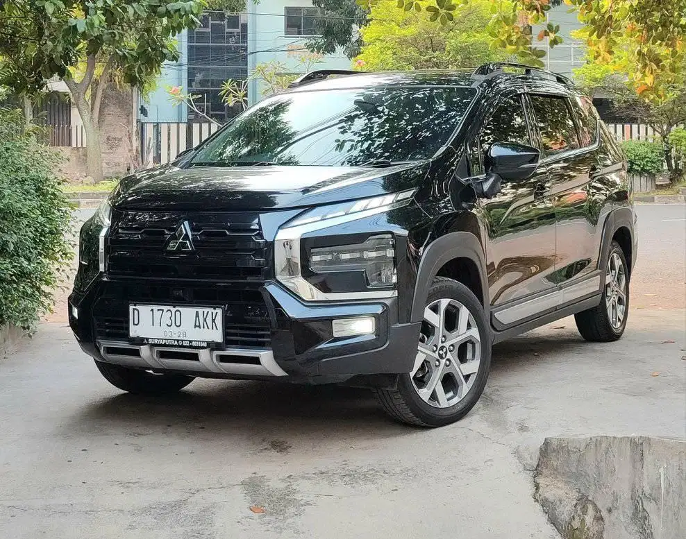 XPANDER CROSS PREMIUM PACKAGE 1.5 AT 2022 LowKM 32rb RECORD MITSUBISHI