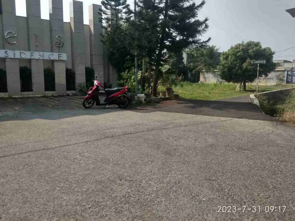 Tanah kavling siap bangun sebelah komplek edelwise res Jl deplu adam malik Pd. karya tangsel