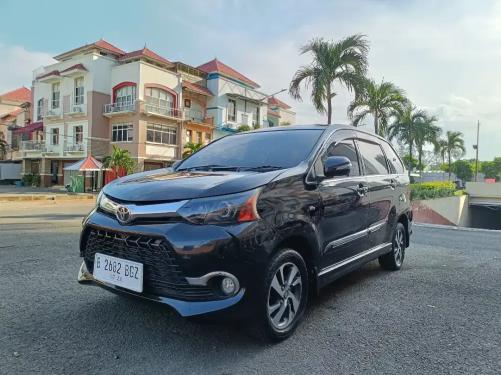 Toyota Avanza 1.5 Veloz AT 2017 Hitam