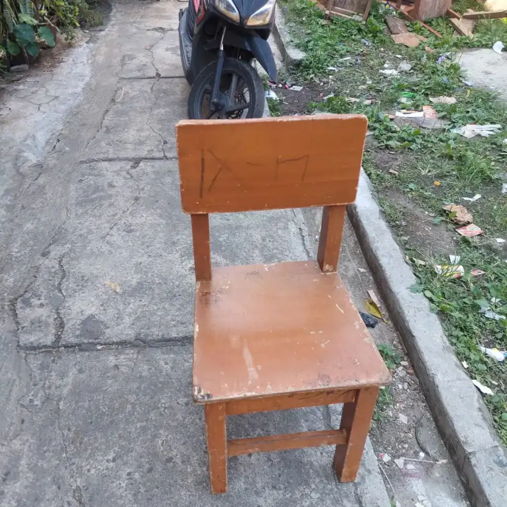 Kursi sekolah paud ,tk,sd