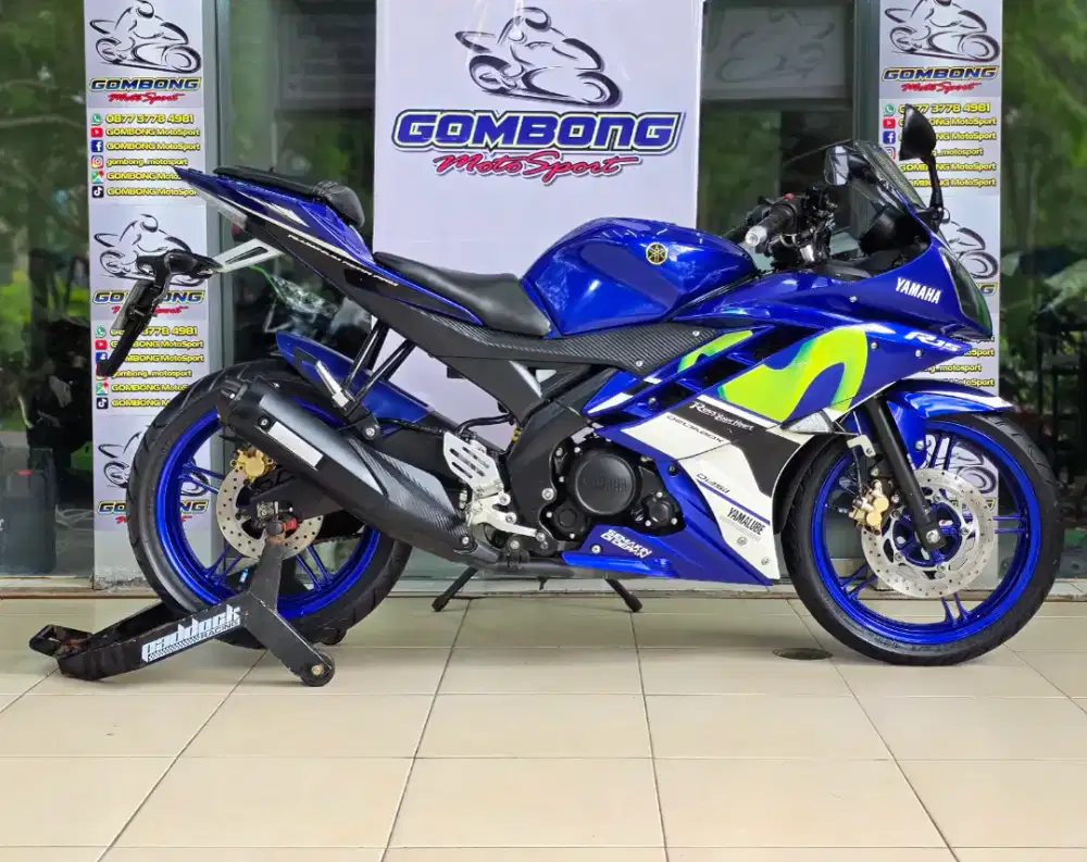 YAMAHA R15 V2 MOVIESTAR 2016