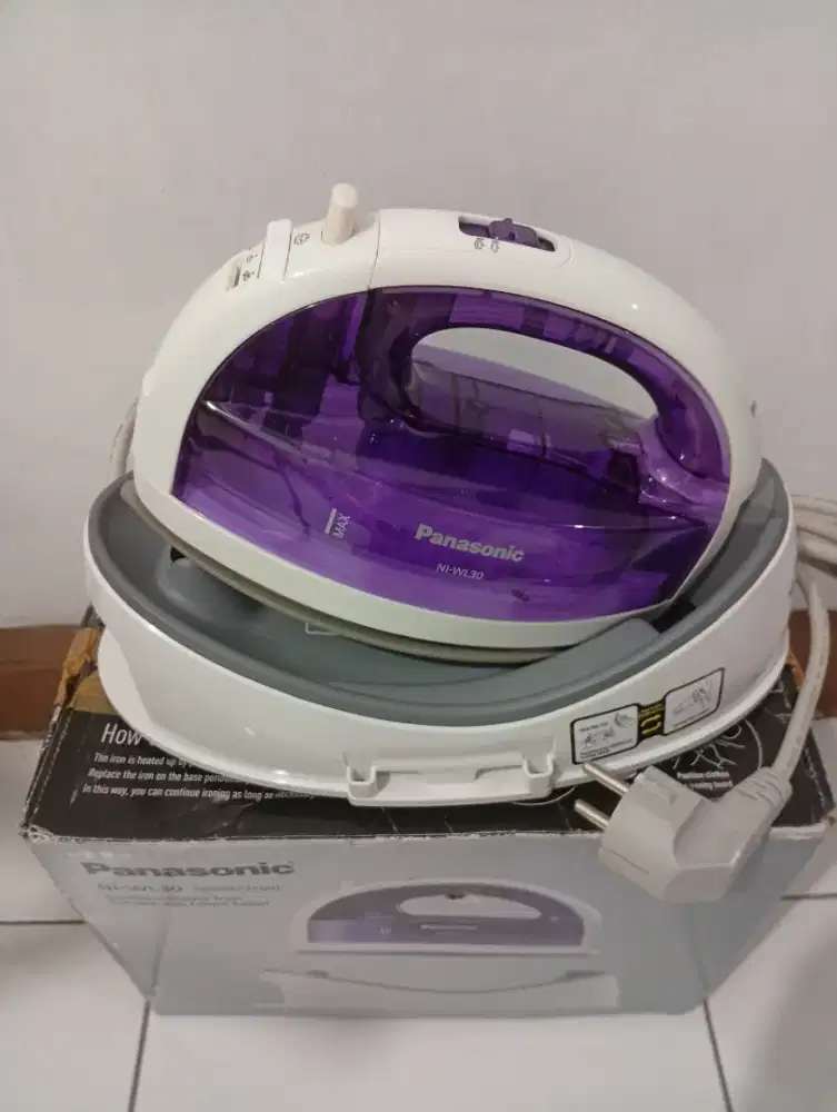 Setrika uap panasonic NI WL 30