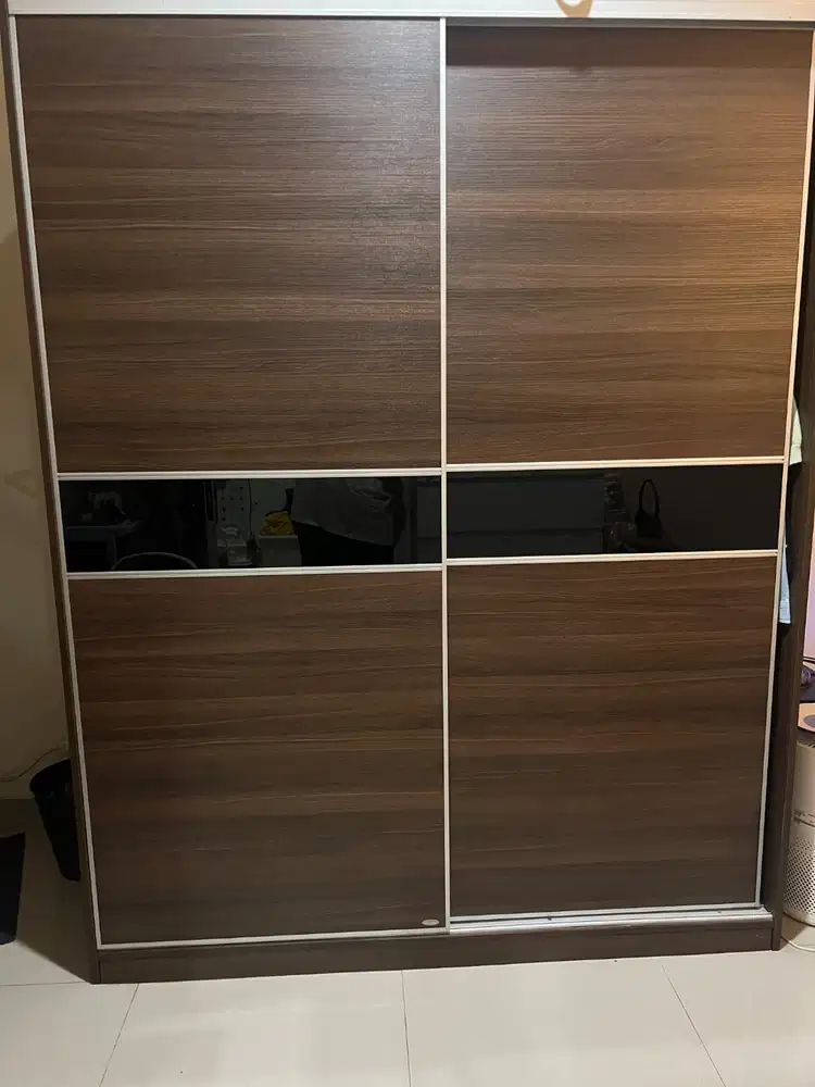 Lemari 2 pintu sliding informa