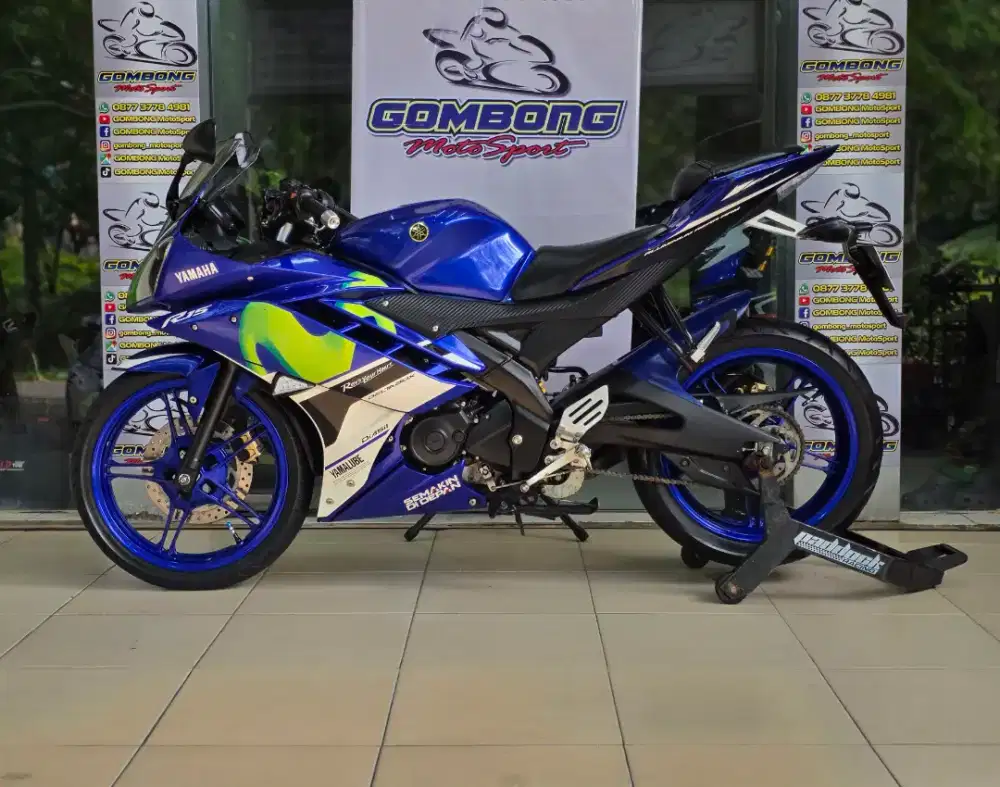 YAMAHA R15 V2 MOVIESTAR 2016