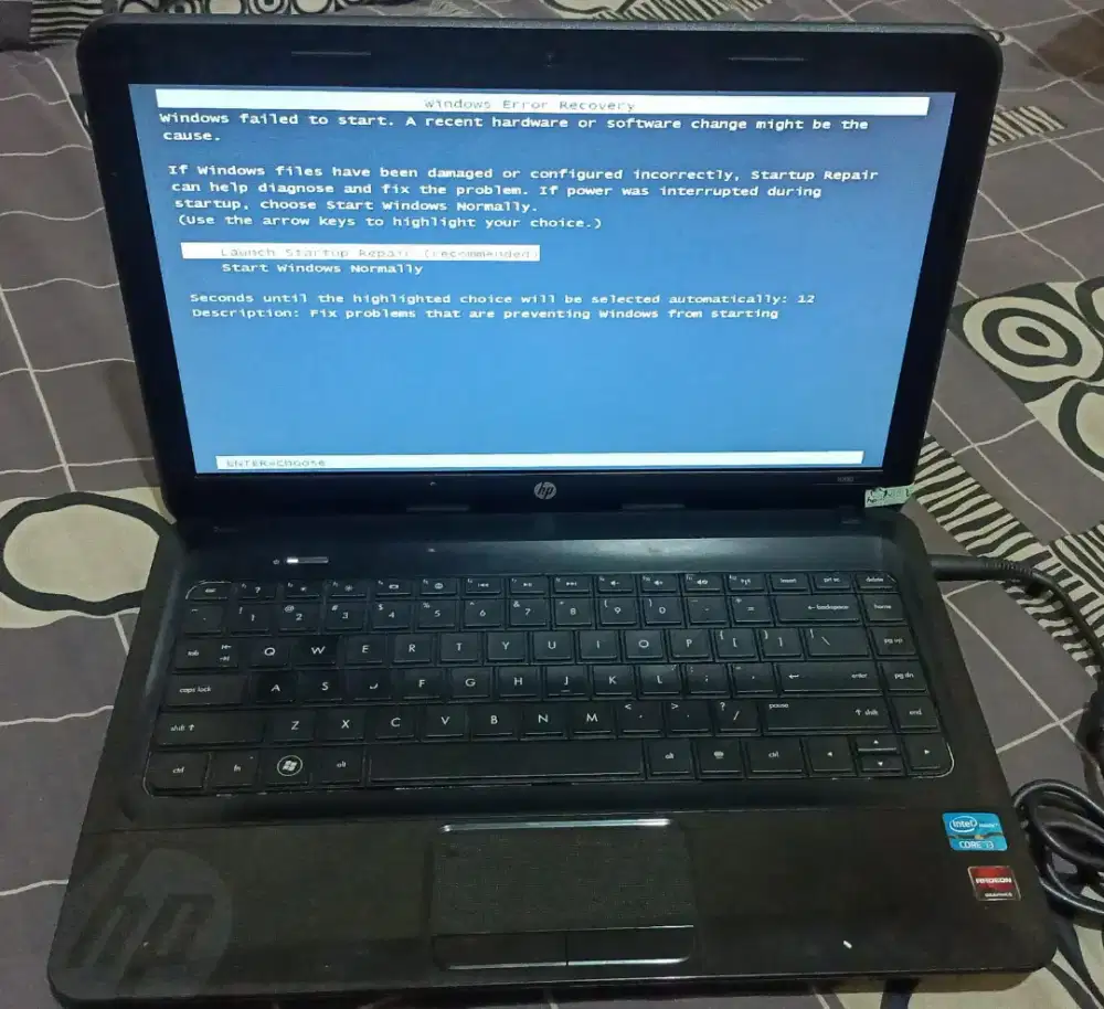 LAPTOP HP 1000 CORE I3
