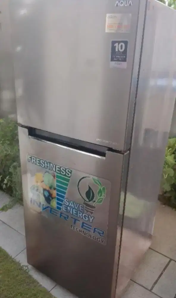 Kulkas 2 pintu jumbo inverter