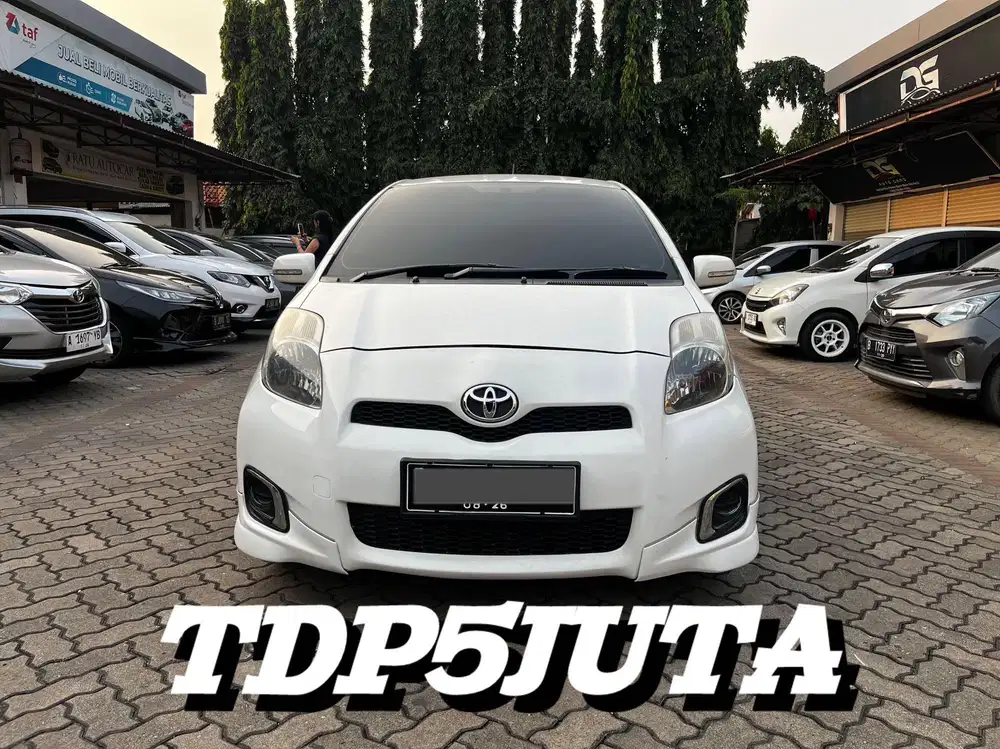 YARIS E AT 2013 FACELIFT MATA KUCING
