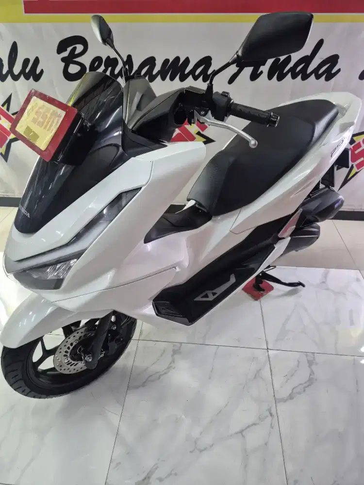 New Honda PCX cbs 160cc km 7 ribuan