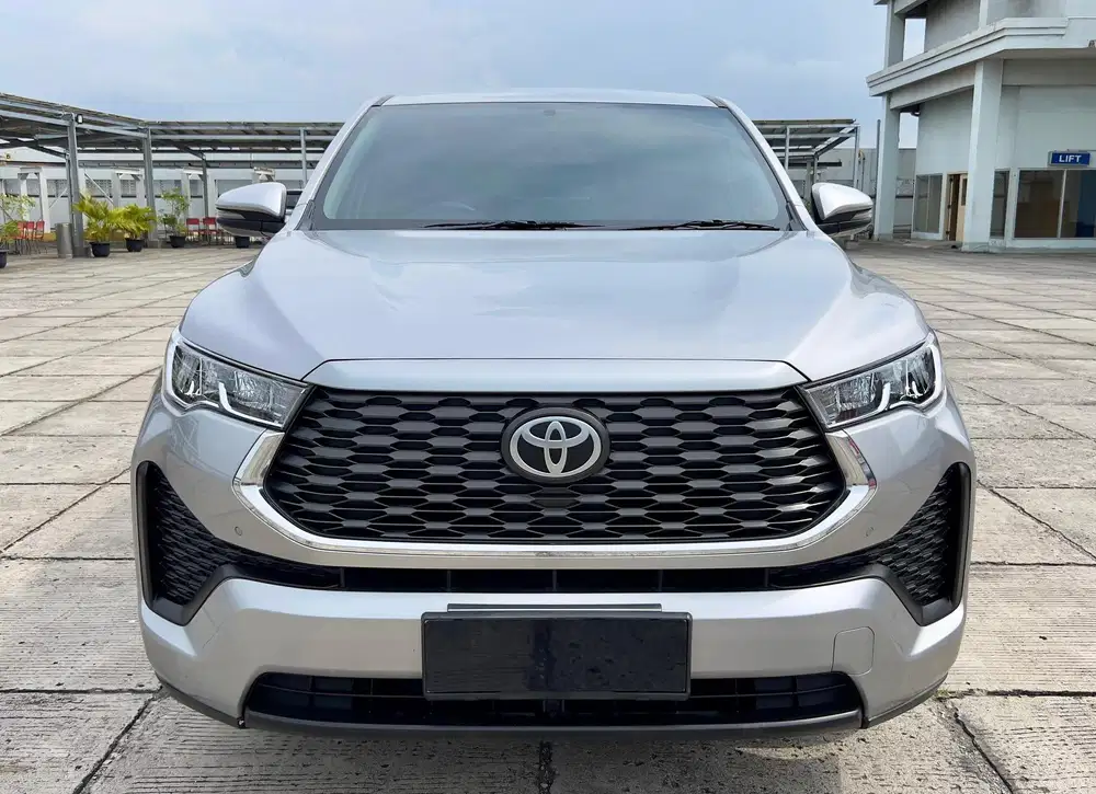 [LOW KM 22.000] INNOVA ZENIX V CVT BENSIN 2024 SILVER NIK 2023