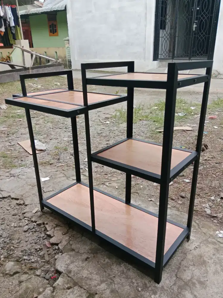 Meja bahan besi untuk dispenser dan mejicom