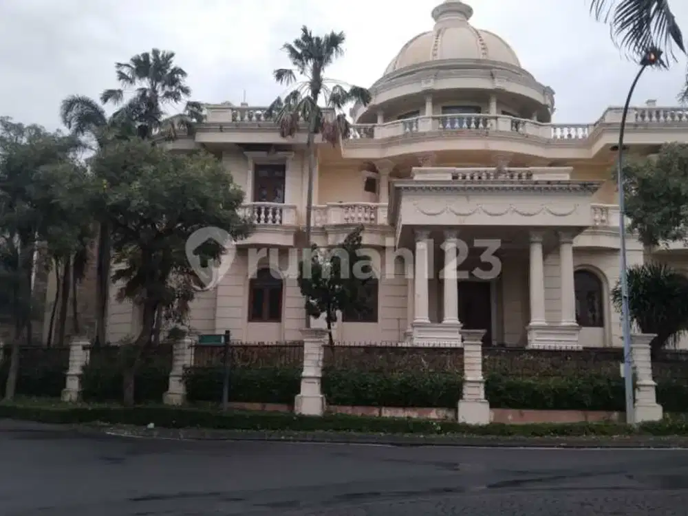 Rumah Mewah Di Raya Utama Citraland Golf Dekat G Walk
