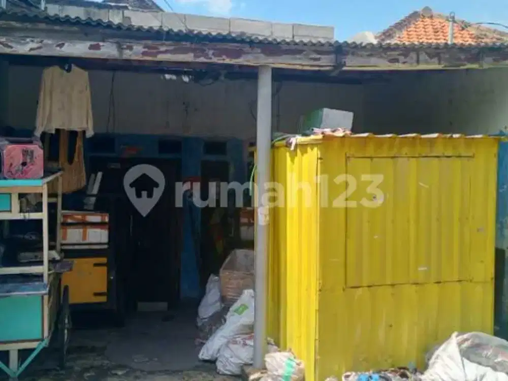 Rumah Shm Tengah Kota Akses Mobil Dekat Tol Banyu Urip