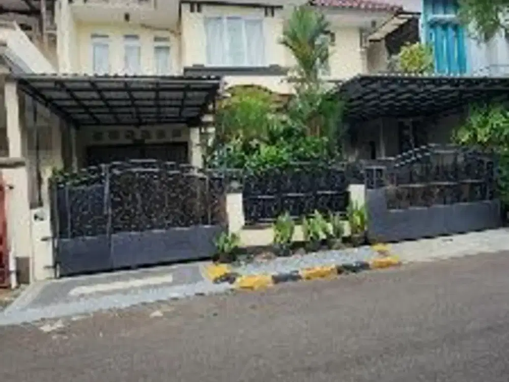 Rumah sudah direnovasi thn 2022 cocok buat keluarga besar + bawa orang tua tinggal di Puspita Loka BSD CIty