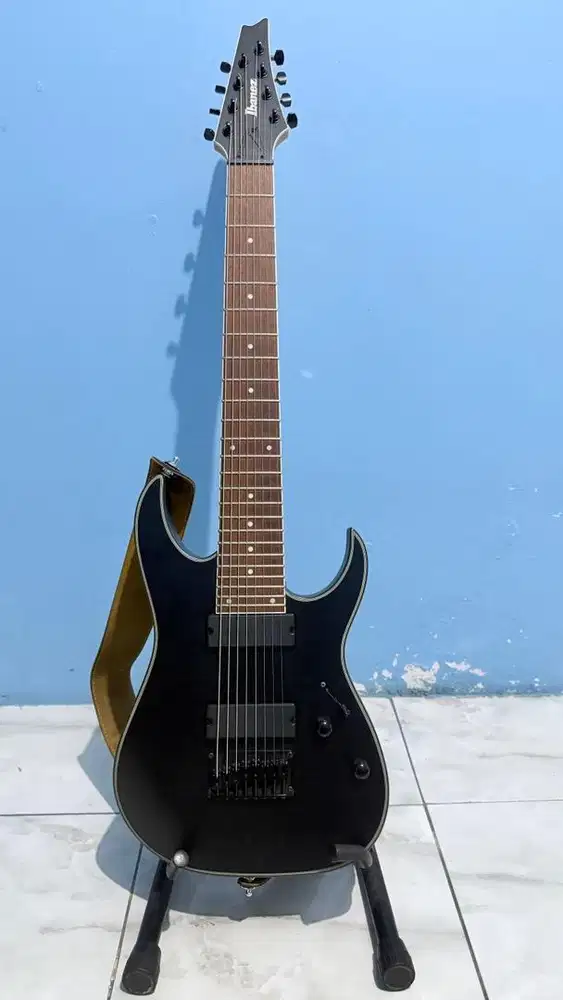 Dijual Ibanez RG8EX-BKF 8-String