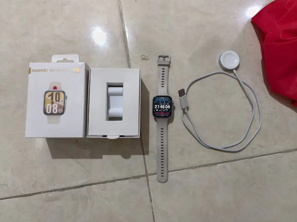HUAWEI WATCH FIT 4