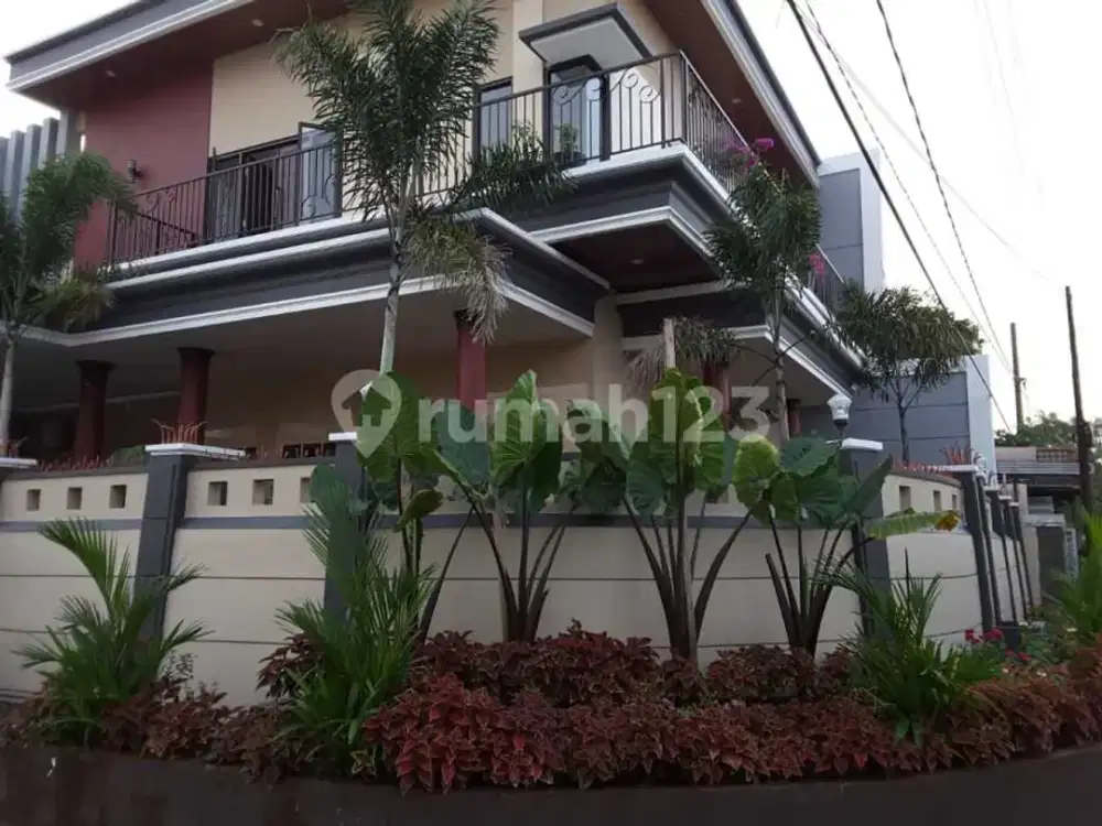Rumah Mewah Shm Di Perumahan Nirwana Eksekutif Wonorejo, Rungkut, Kota Surabaya Dekat Merr