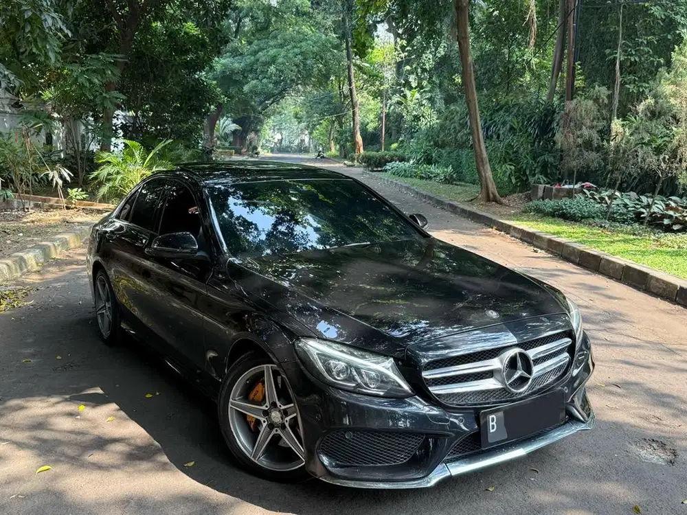 Mercedes Benz W205 C250 AMG