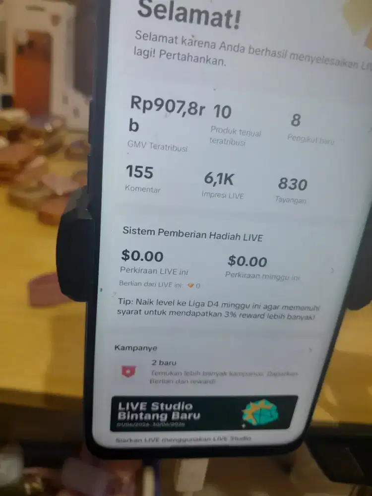 Dibutuhkan Host live streaming