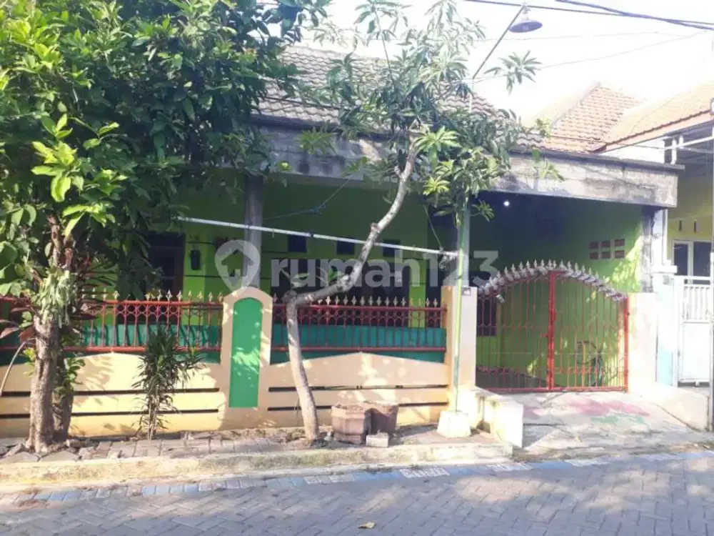 Rumah Shm Jumbo Dekat Terminal Bungurasih