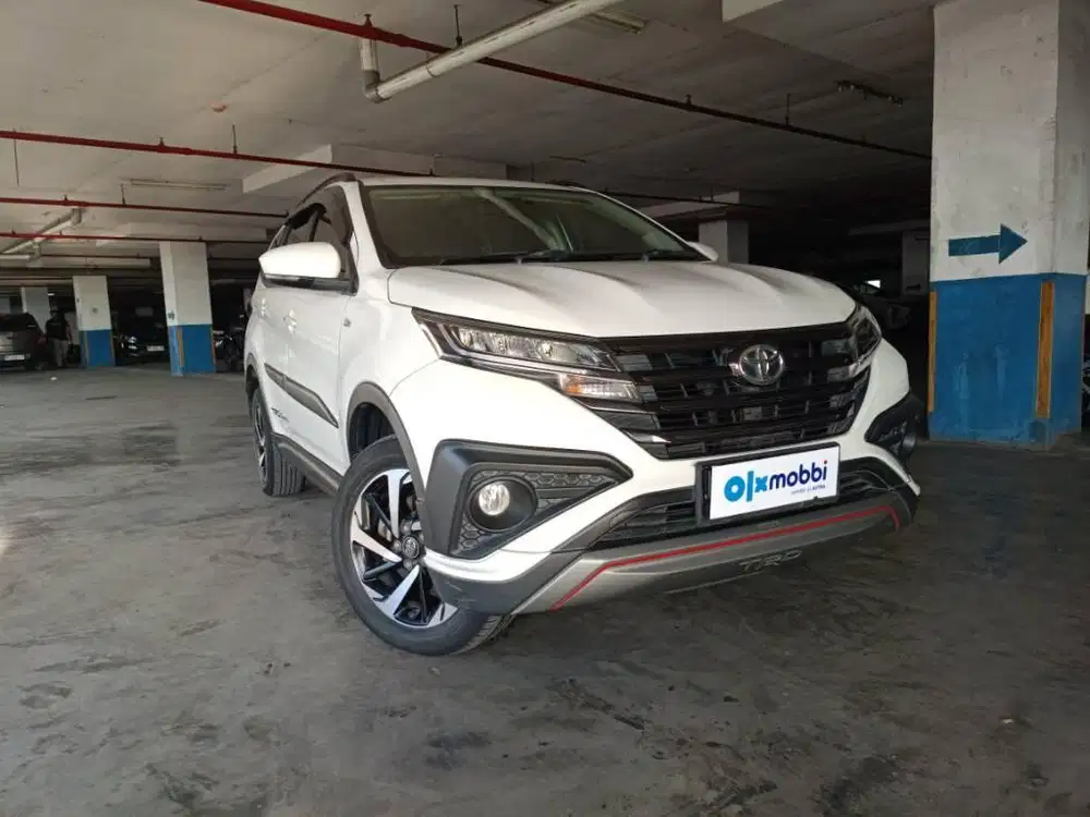 Toyota Rush 1.5 TRD Sportivo 7 Bensin-AT (YAA)
