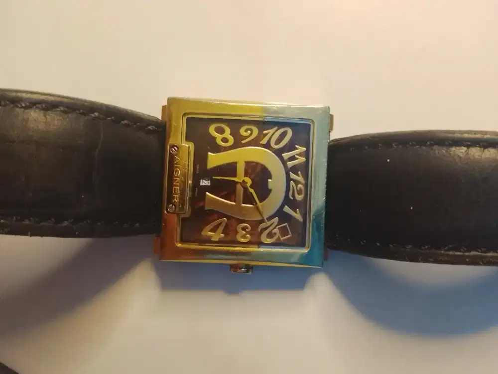 Jam aigner vintage square (tank collection)
