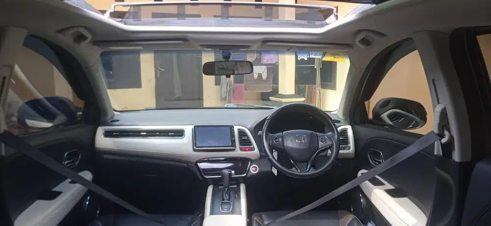 HR-V Prestige Tahun 2017