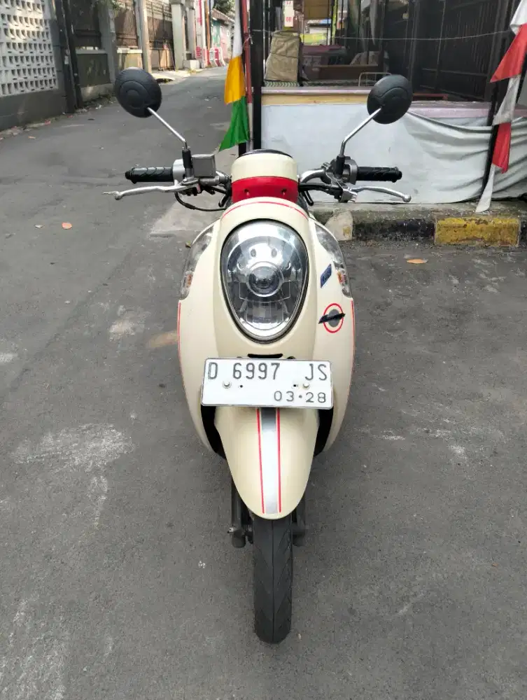 Honda Scoopy Fi THN 2013 Mulus Siap Pakai Saja