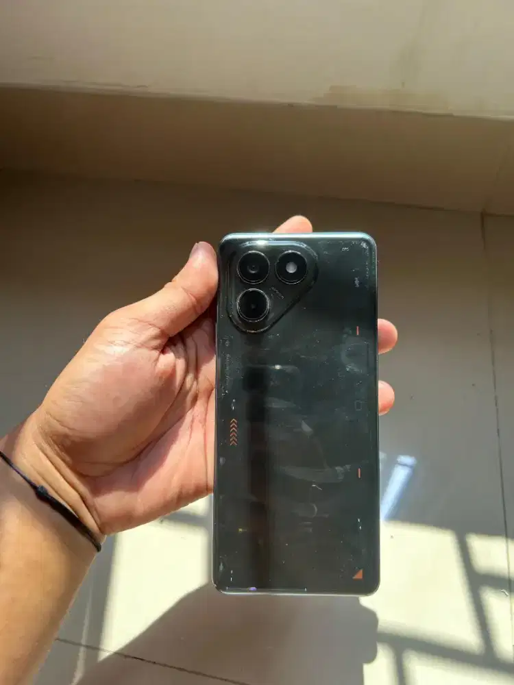 Tecno Pova 7 8/256