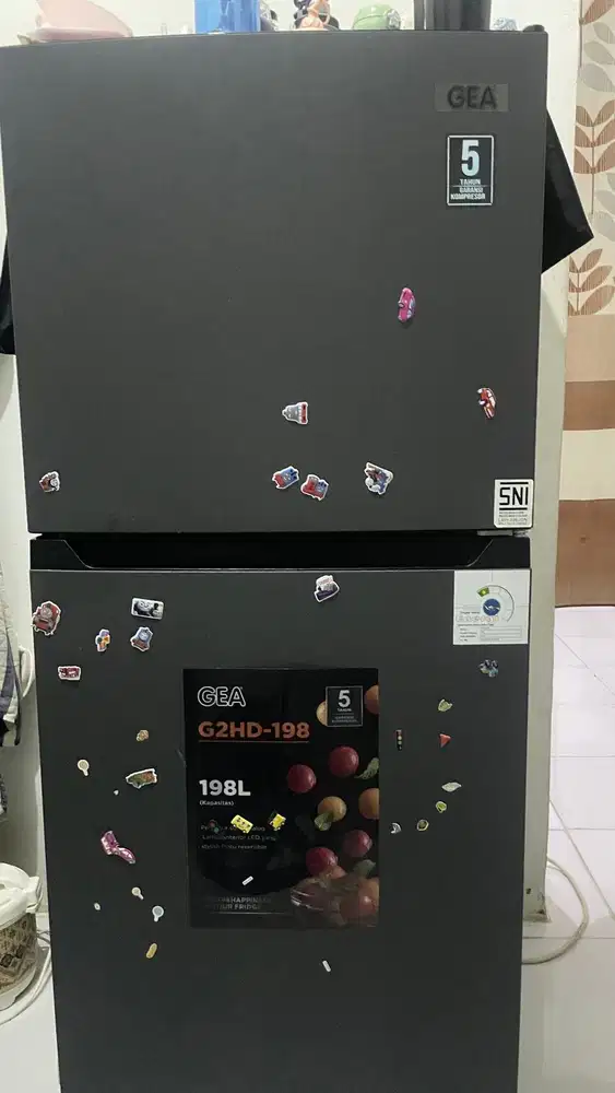 Kulkas 2 pintu brand gea