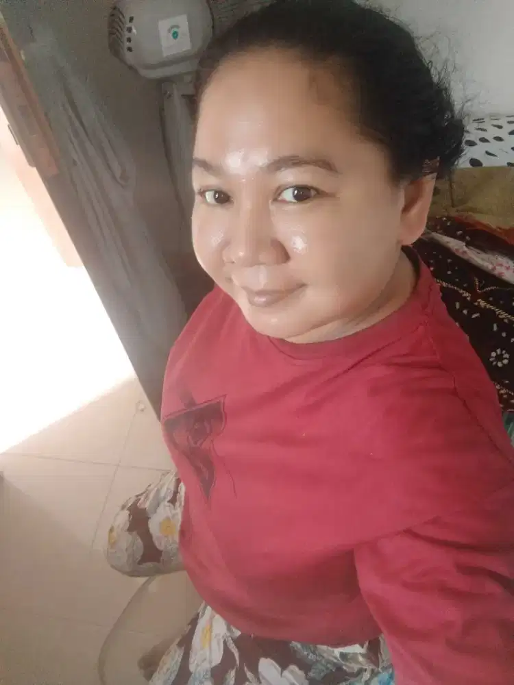Art dan bisa momong bayi keibuan dan telaten